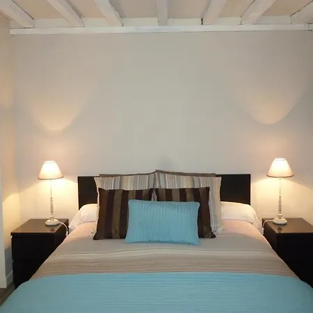 Le Clos Mayas Couette-café *